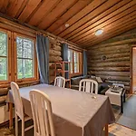 Forest Hideaway By Aavalevi شقة *