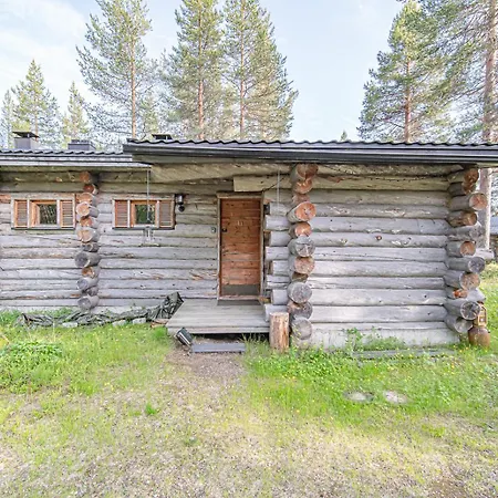 Forest Hideaway By Aavalevi アパート