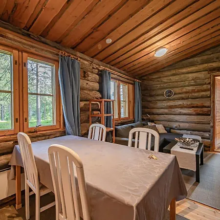 Forest Hideaway By Aavalevi アパート *