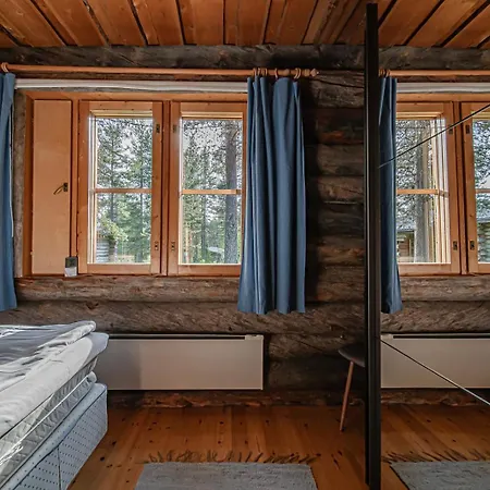 Forest Hideaway By Aavalevi * レヴィ